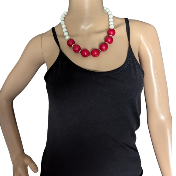 Vintage Beaded Necklace Chunky Red & White Glass Ball Bauble Eclectic Boho - Picture 6 of 8